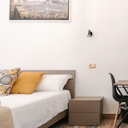Calenda Suite Napels Buitenkant foto